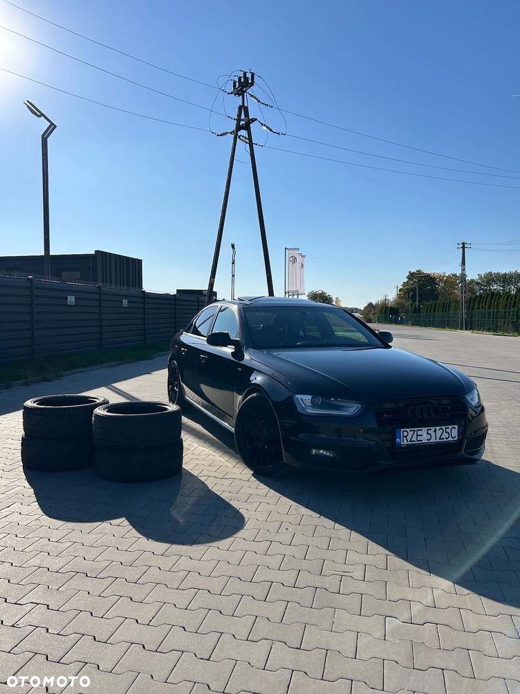 Audi A4 Limousine