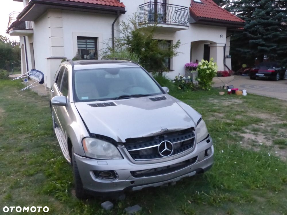 Mercedes-Benz ML 320 CDI 4Matic 7G-TRONIC - 16