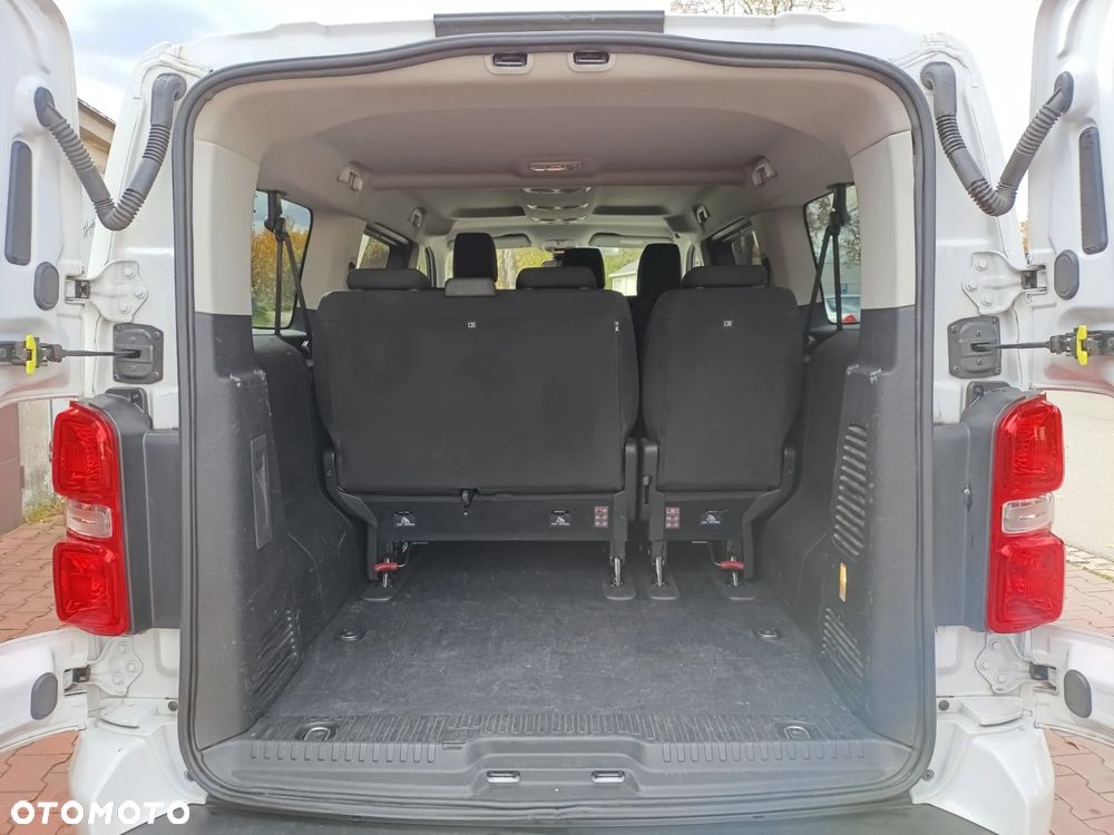 Toyota ProAce Kombi 2.0 D-4D Long 2,8t - 16