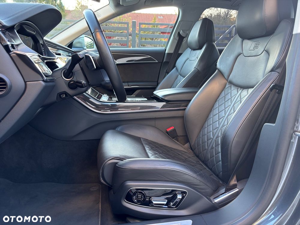 Audi S8 TFSI mHEV Quattro Tiptr - 16