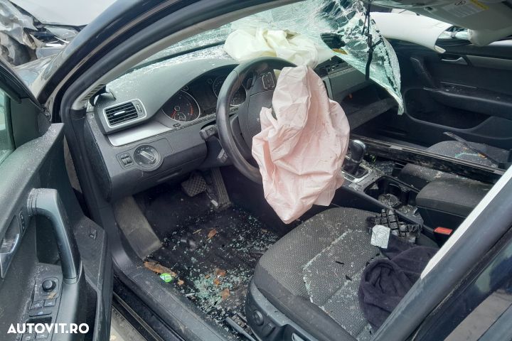 Kit injectie (pompa, rampa, injectoare) 03L130755L / 0445010526 / 03L - 11