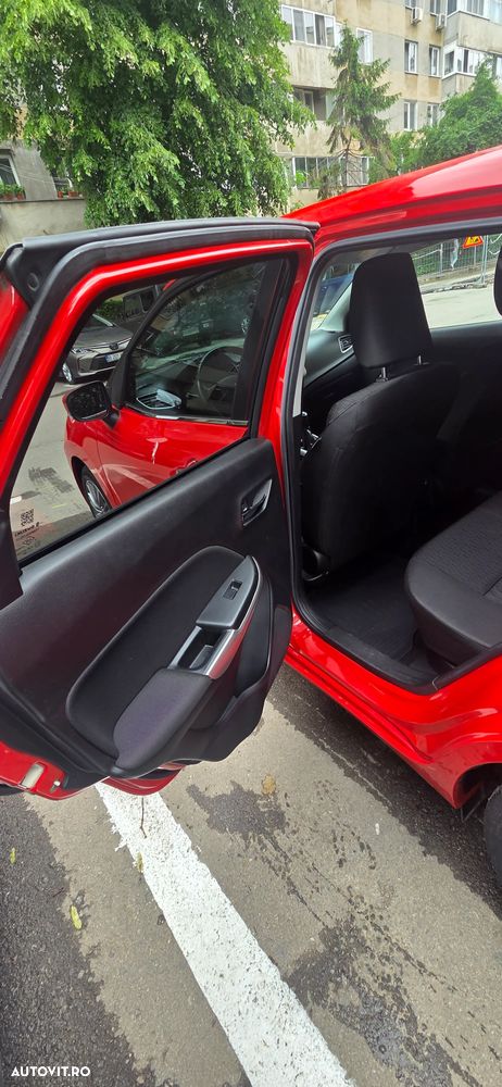 Suzuki Baleno 1.2 DUALJET GLX - 6