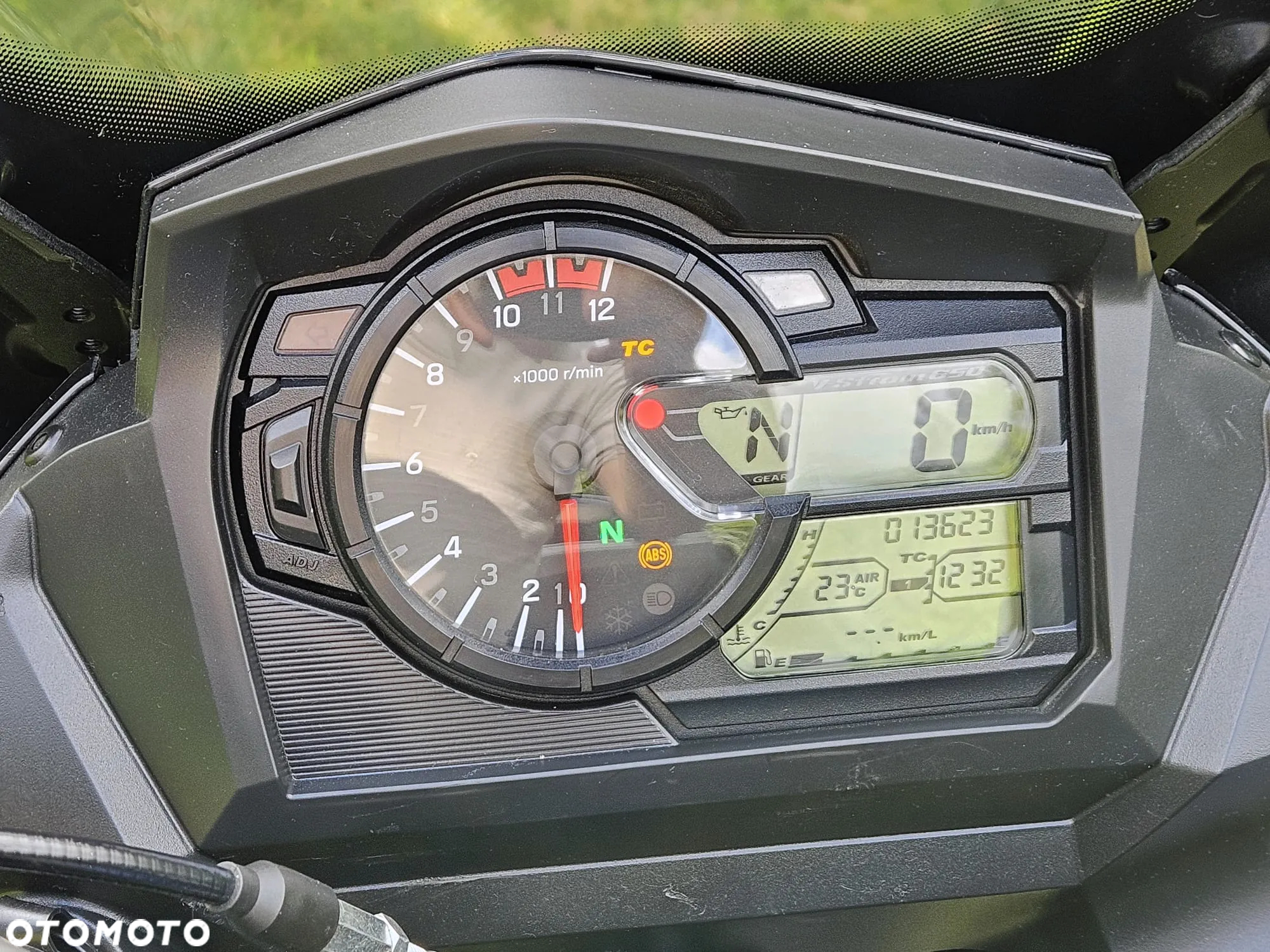 Suzuki DL - 10