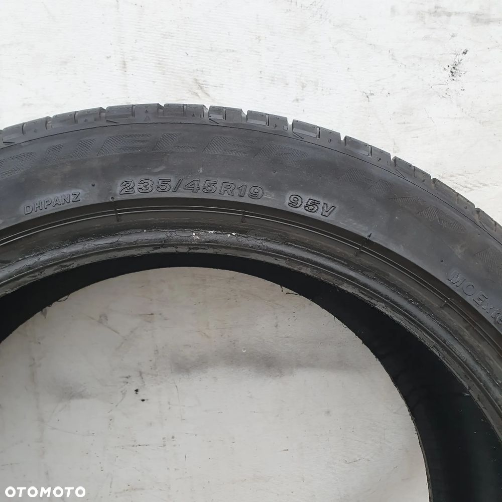 Opona Bridgestone Dueler 235/45 r19 - 5