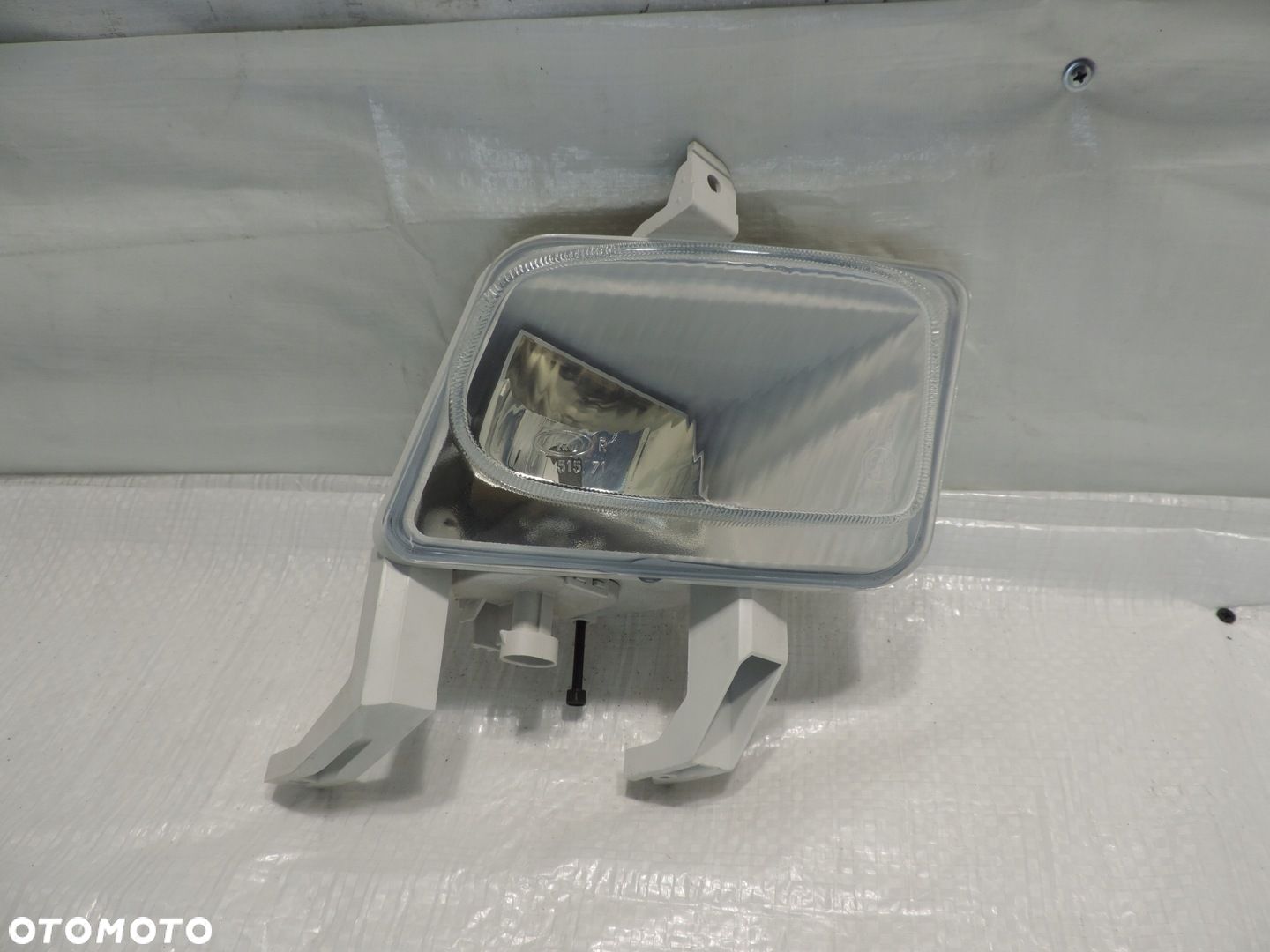 HALOGEN PRAWY PRZÓD OPEL VECTRA B 90464664 NOWY - 1