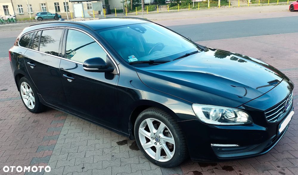 Volvo V60 D4 Drive-E Momentum - 7