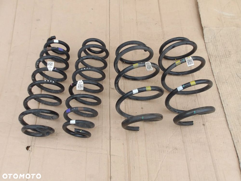SPREZYNY ZAWIESZENIA HYUNDAI KONA 55330-J9EE0 55330-J9EB0 - 2