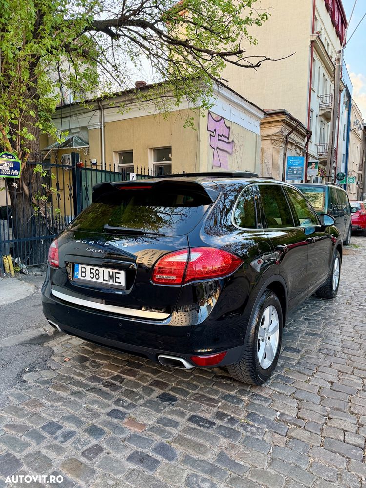Porsche Cayenne - 3