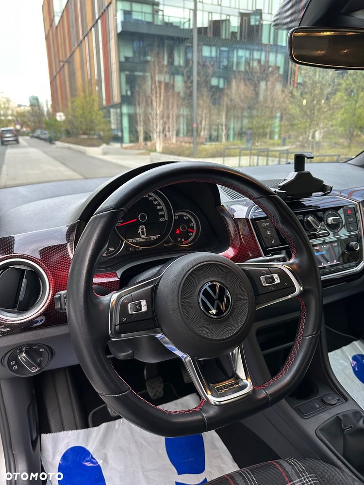 Volkswagen up! 1.0 TSI GTI - 19
