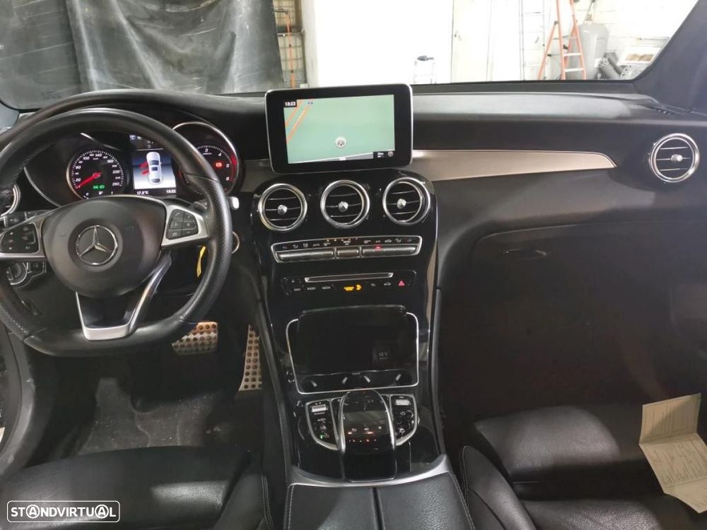 Mercedes-Benz GLC 350 d Coupé AMG Line 4-Matic - 6