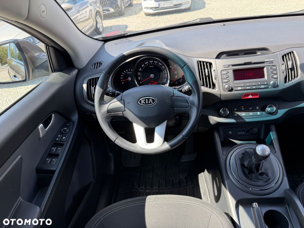 Kia Sportage 2.0 CVVT 2WD Vision - 33