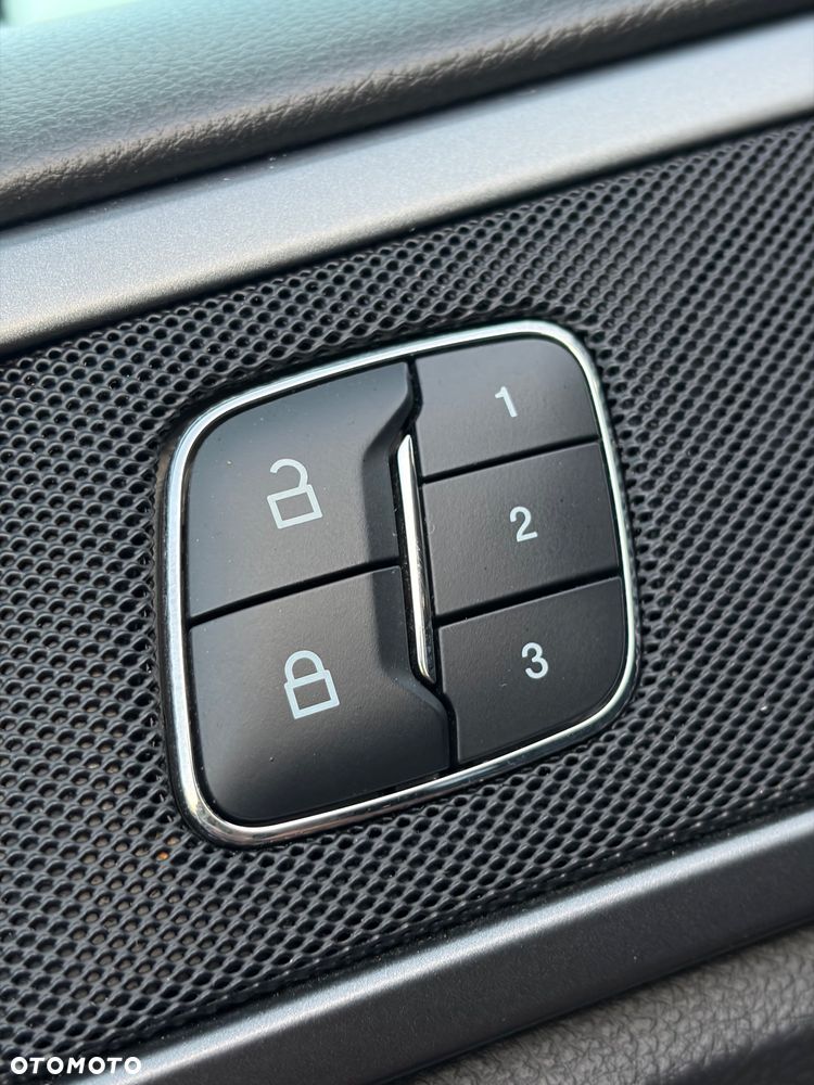 Ford Mondeo 2.0 TDCi Titanium PowerShift - 22