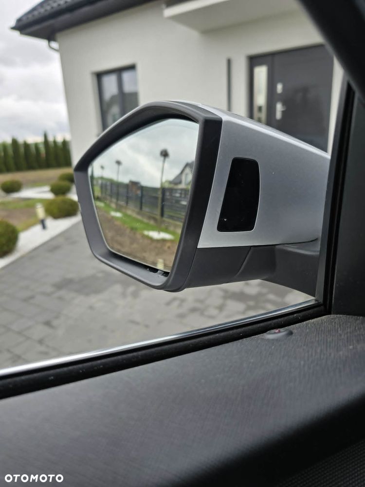 Skoda Octavia 2.0 TDI DSG Style - 11