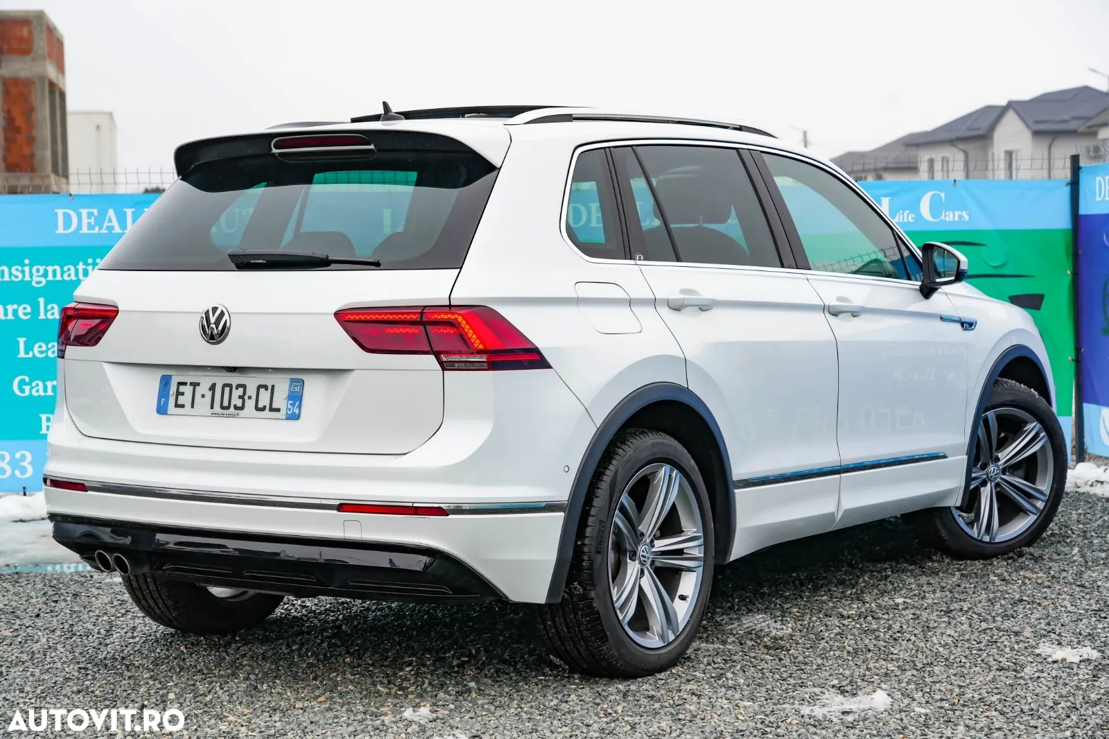 Volkswagen Tiguan - 3