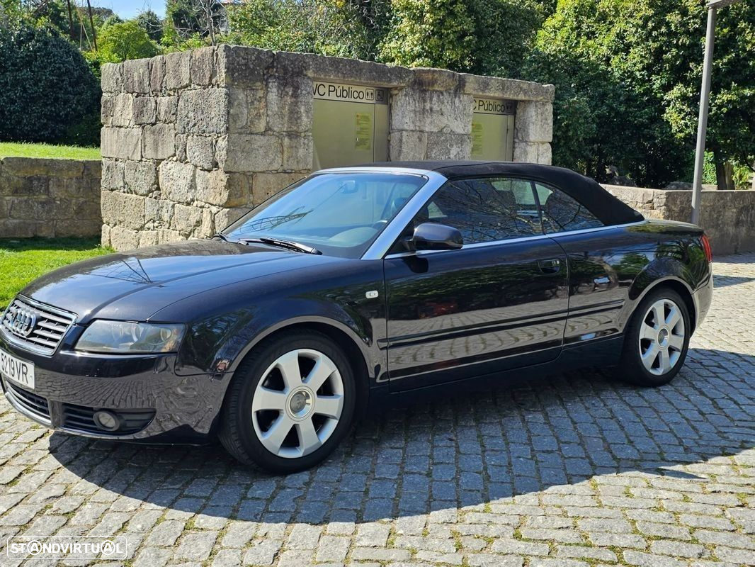 Audi A4 Cabrio 2.5 TDi Multit. S-line - 2