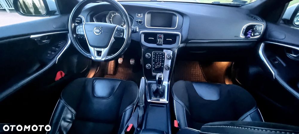 Volvo V40 D2 RDesign - 18