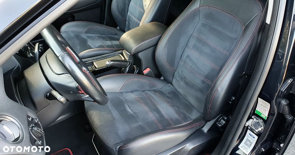Ford Mondeo 2.0 TDCi Titanium S - 18