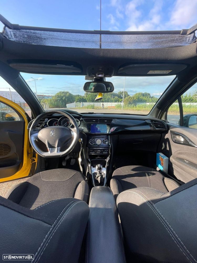 Citroën DS3 Cabrio 1.6 e-HDi So Chic - 2