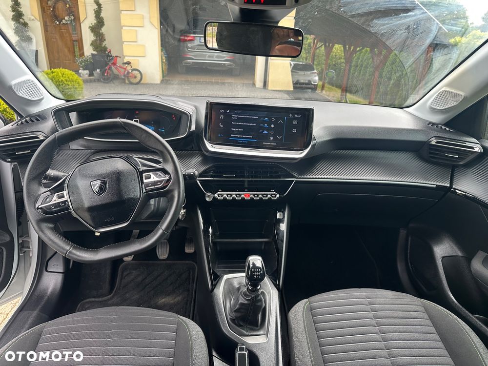 Peugeot 208 PureTech 100 Allure - 16