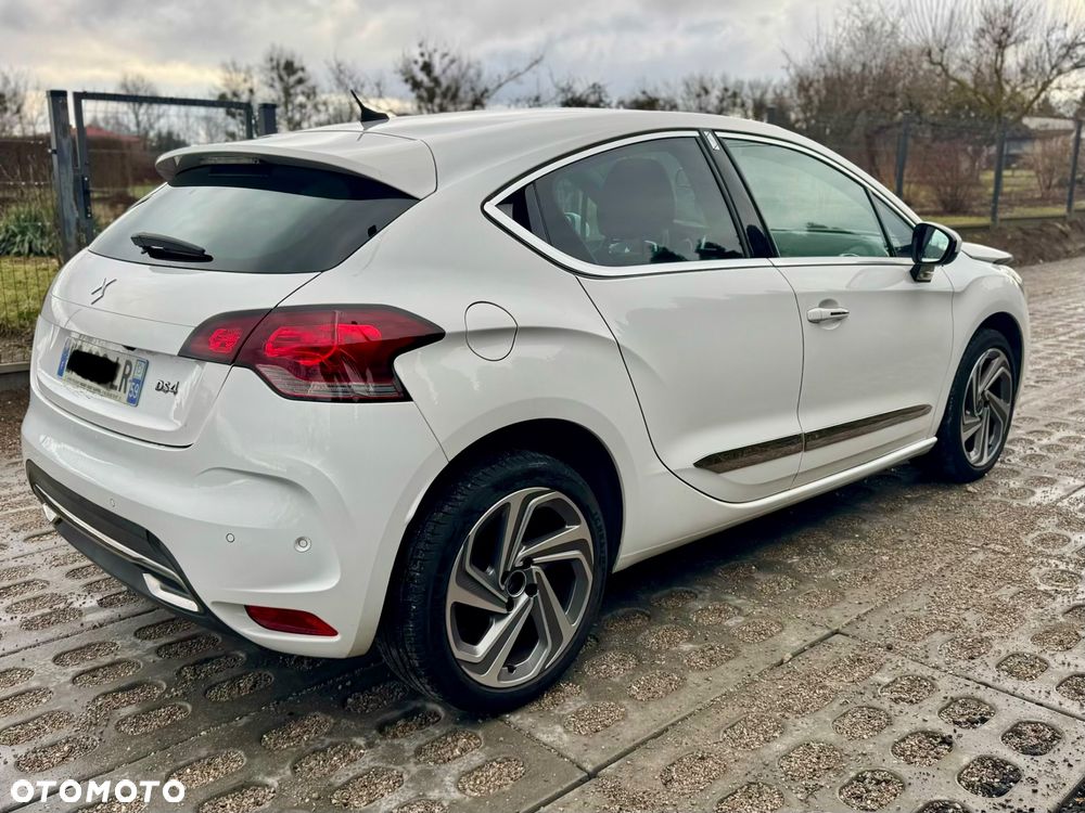 DS Automobiles DS 4 - 6