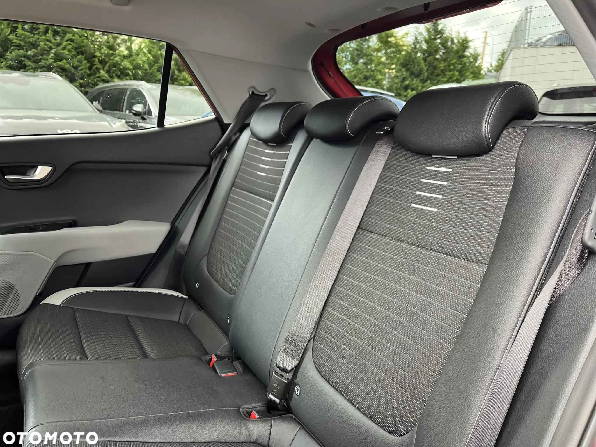 Kia Stonic 1.0 T-GDI L Business Line - 16