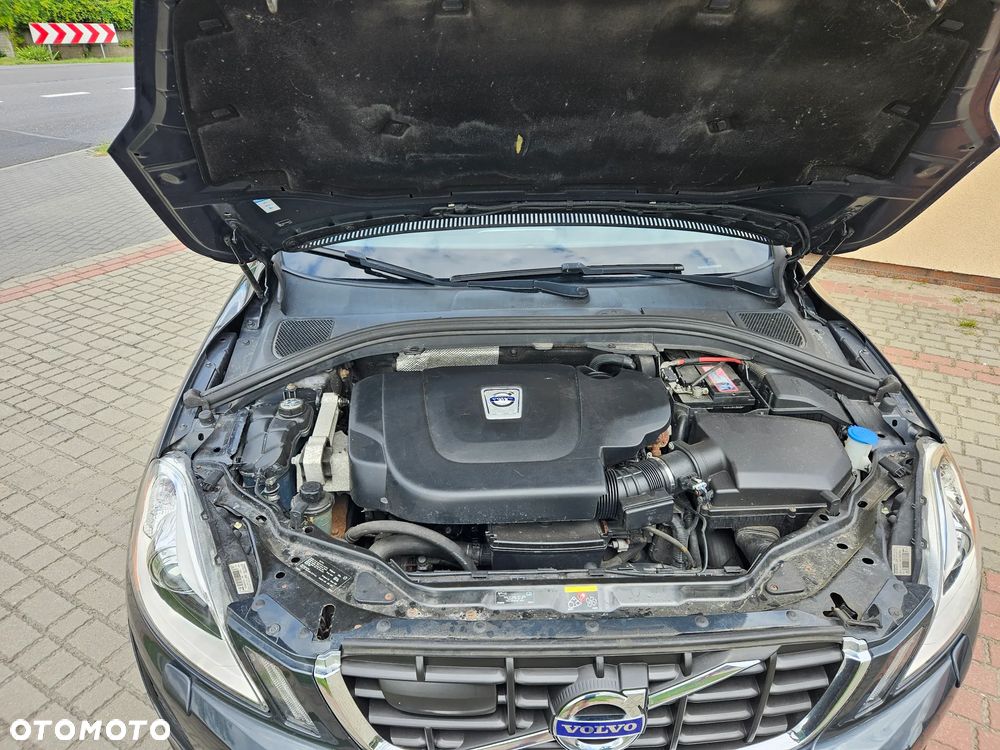 Volvo XC 60 D5 AWD Geartronic Summum - 30