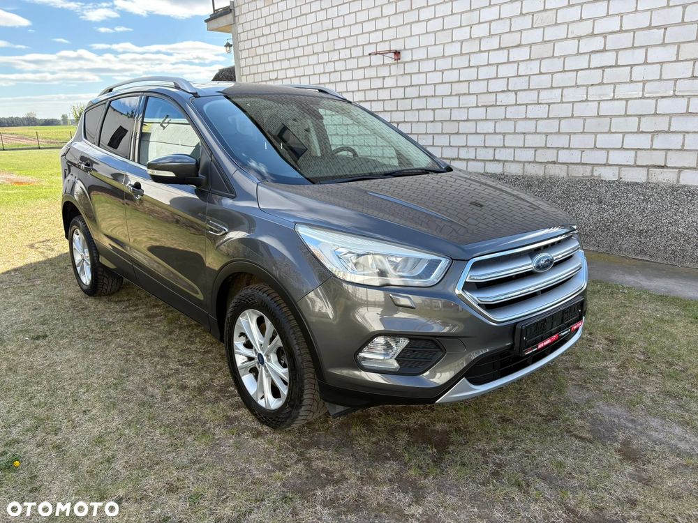 Ford Kuga 2.0 TDCi 2x4 Titanium - 3
