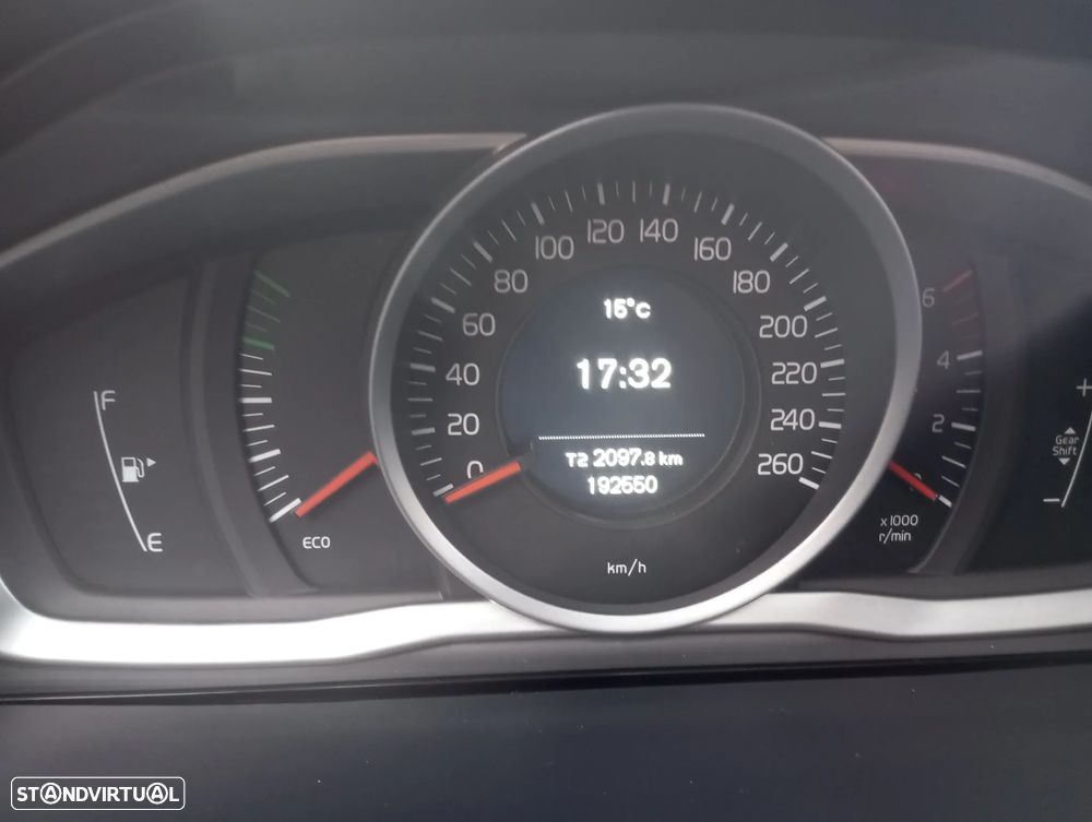 Volvo V60 2.0 D3 Kinetic - 10