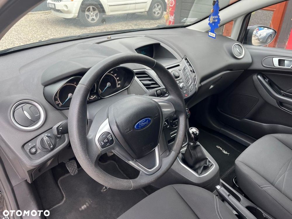 Ford Fiesta - 8
