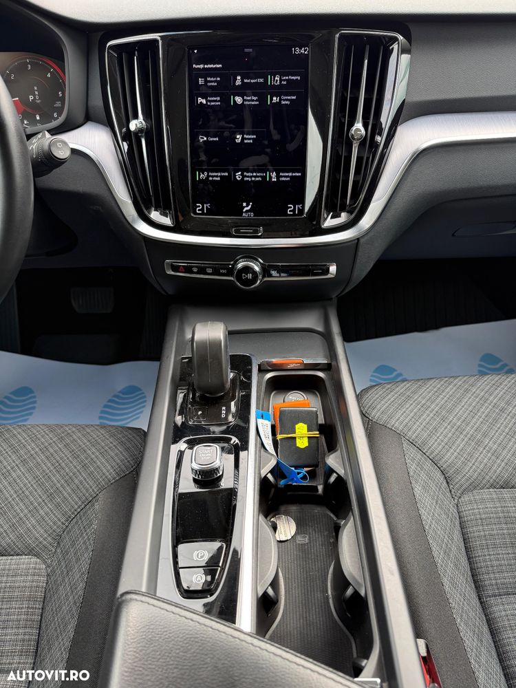 Volvo V60 B4 D Geartronic Momentum Pro - 14