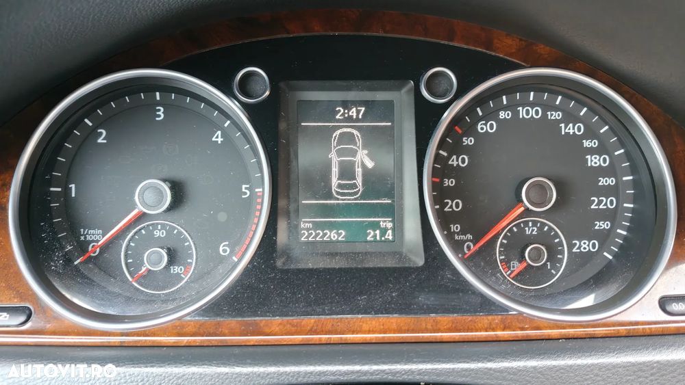 Volkswagen Passat Variant 2.0 TDI Blue TDI DSG Comfortline - 6