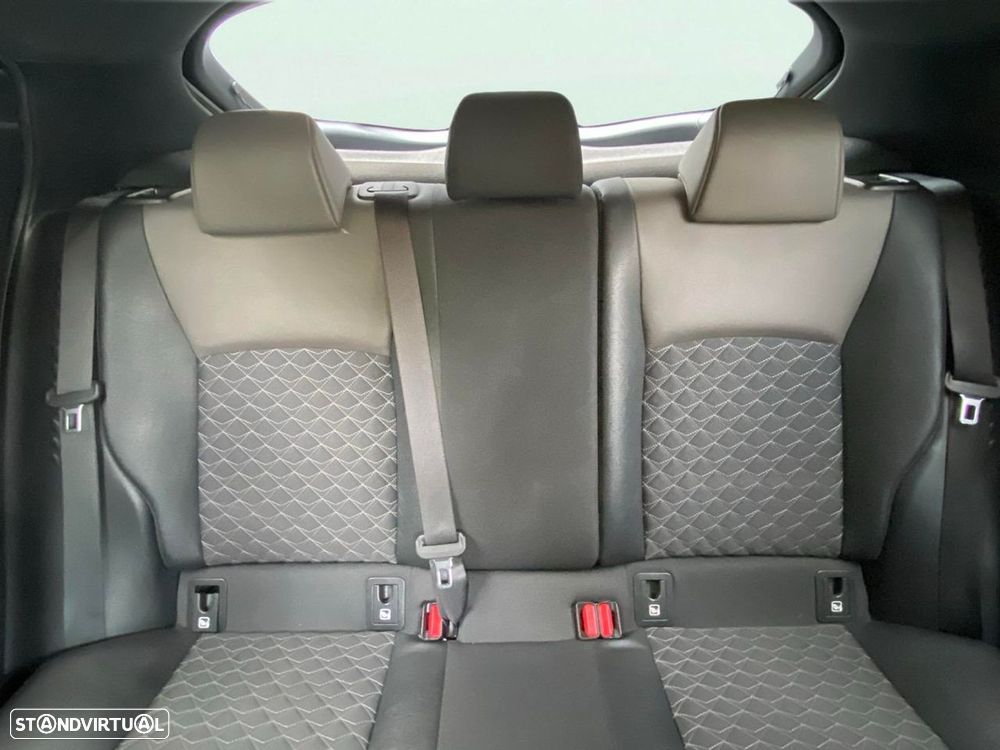 Toyota C-HR 1.8 Hybrid Exclusive - 17