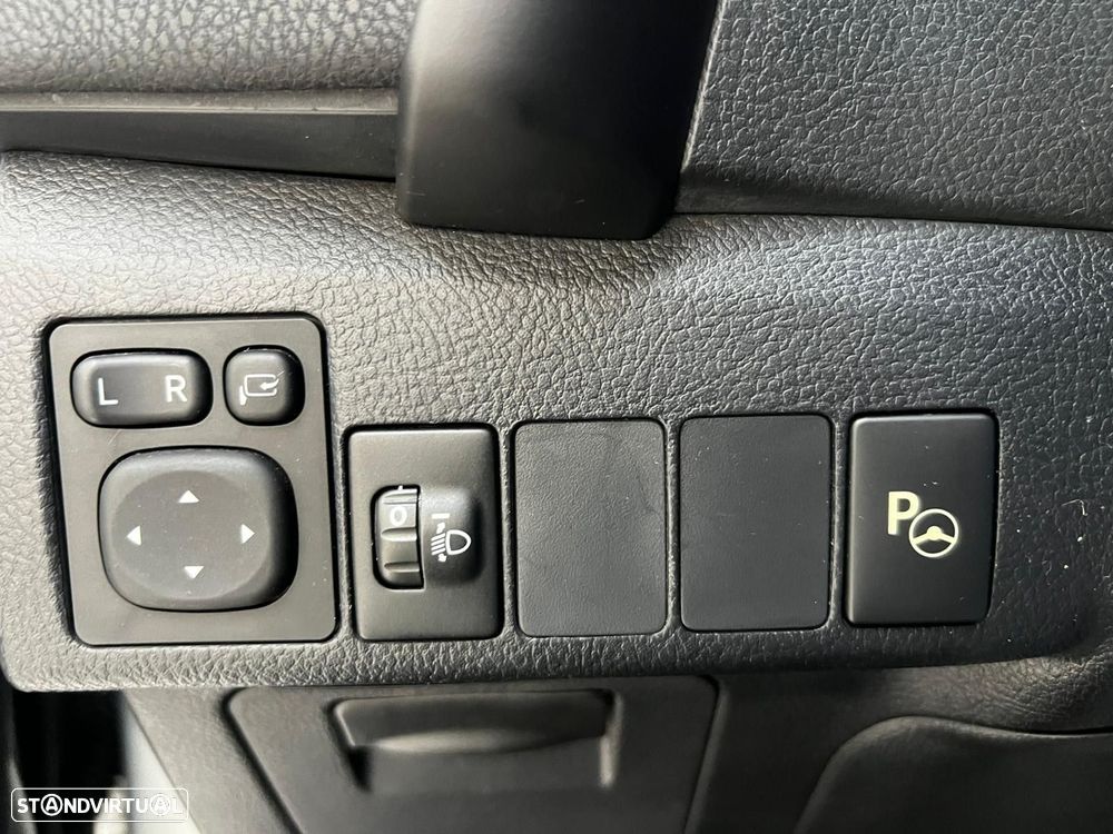 Toyota Auris Touring Sports 1.6 D-4D Exclusive+Navi - 33