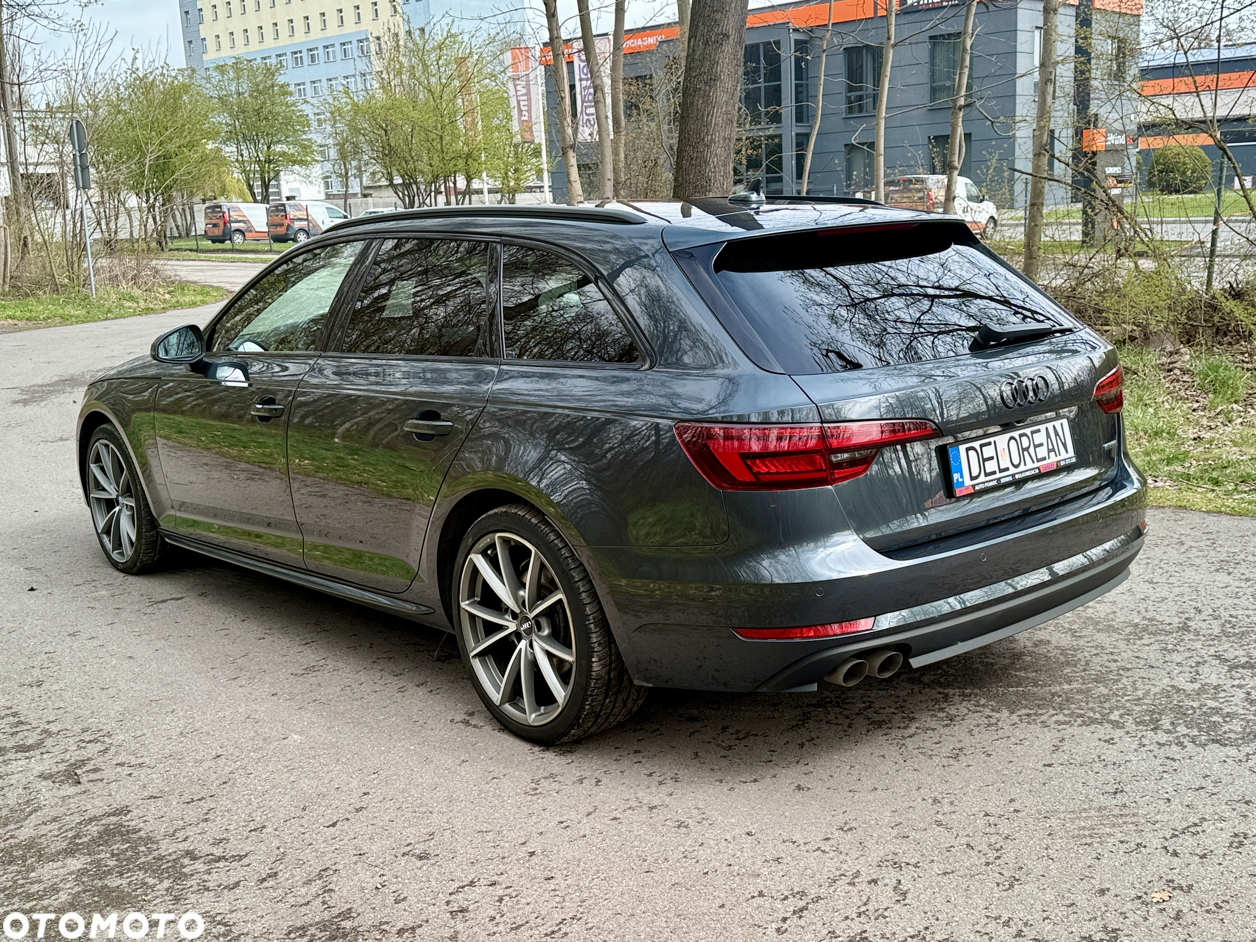 Audi A4 Avant 3.0 TDI quattro S tronic sport - 12