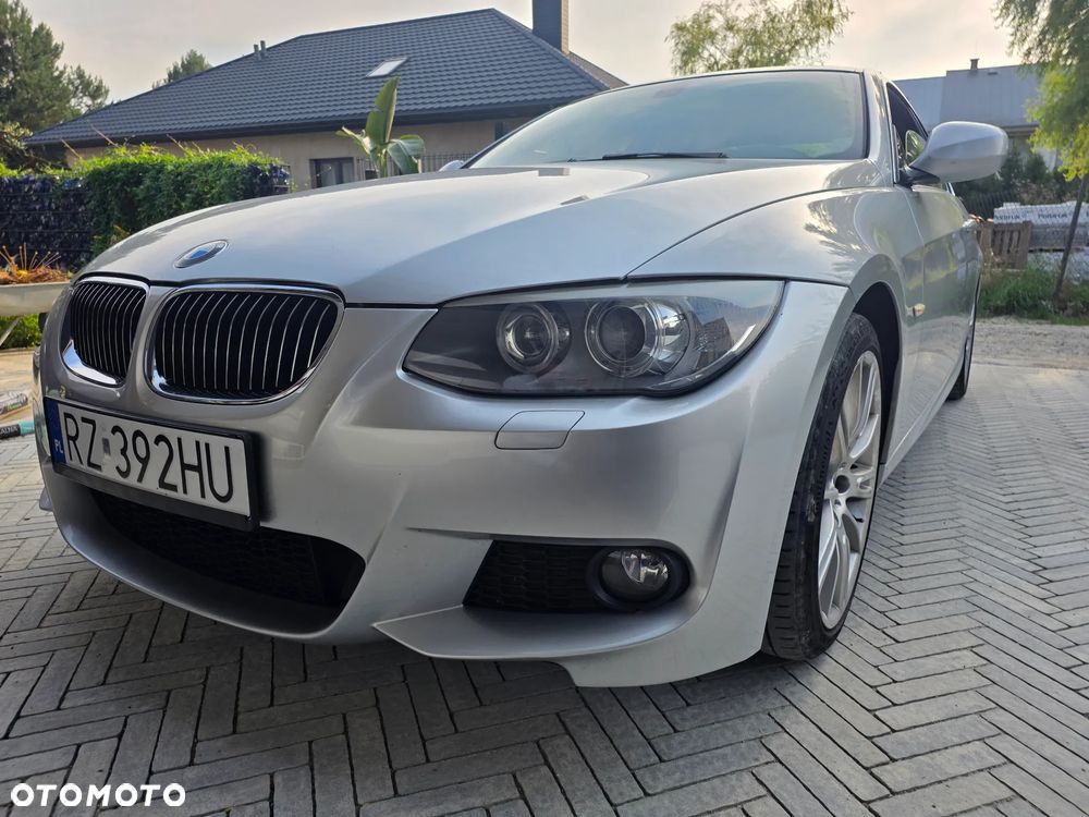 BMW Seria 3 325i - 1