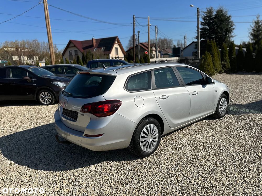 Opel Astra 2.0 CDTI DPF Start/Stop Innovation - 4