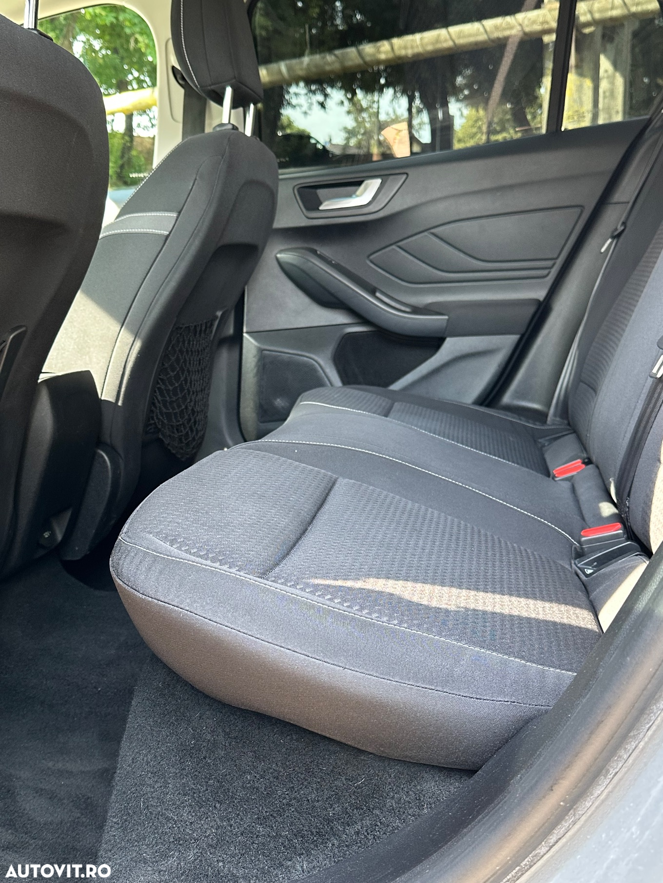 Ford Focus 1.5 EcoBlue Start-Stopp-System TITANIUM DESIGN - 25