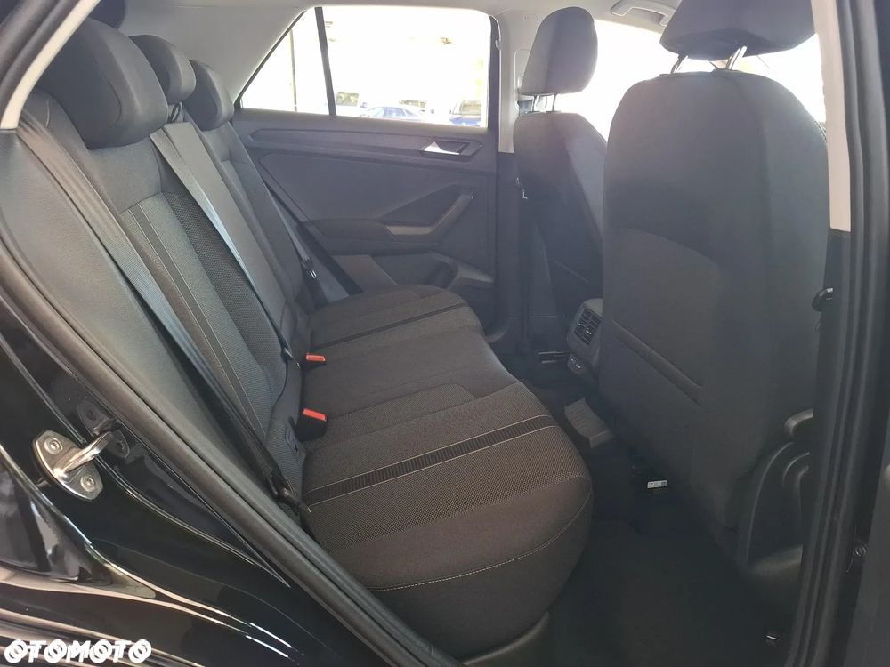 Volkswagen T-Roc 1.5 TSI Life Plus DSG - 11