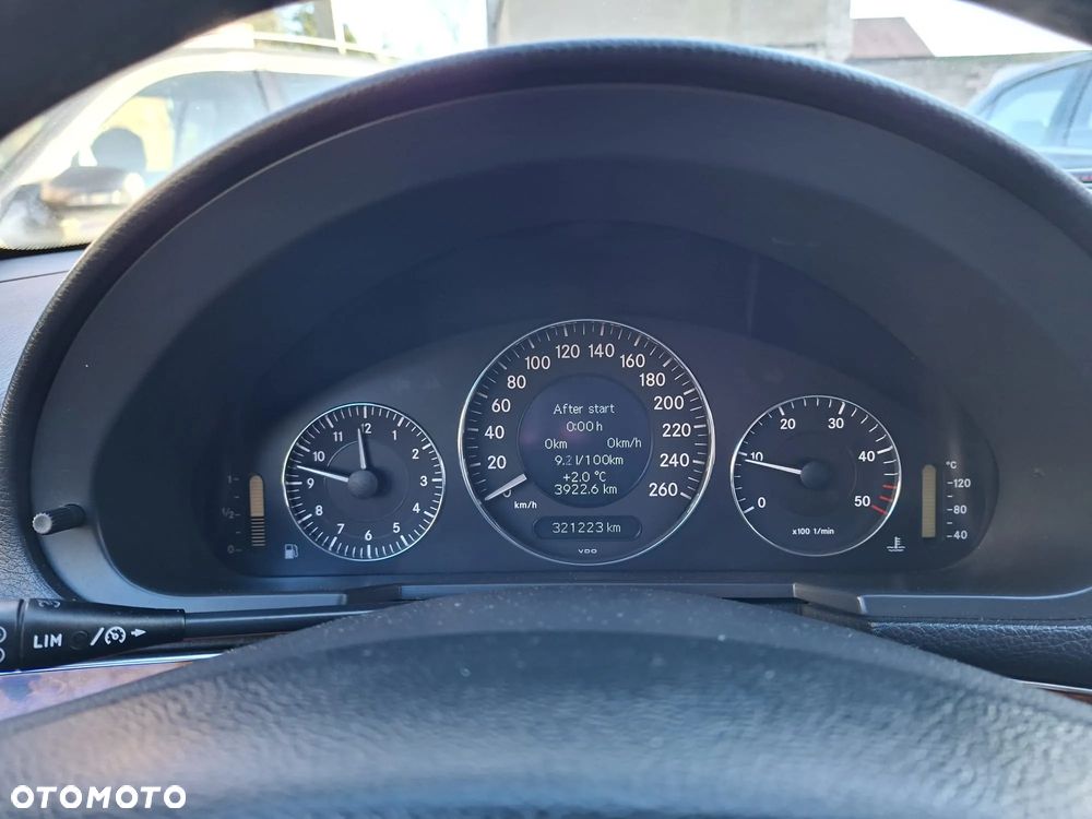 Mercedes-Benz Klasa E 270 CDI Elegance - 6