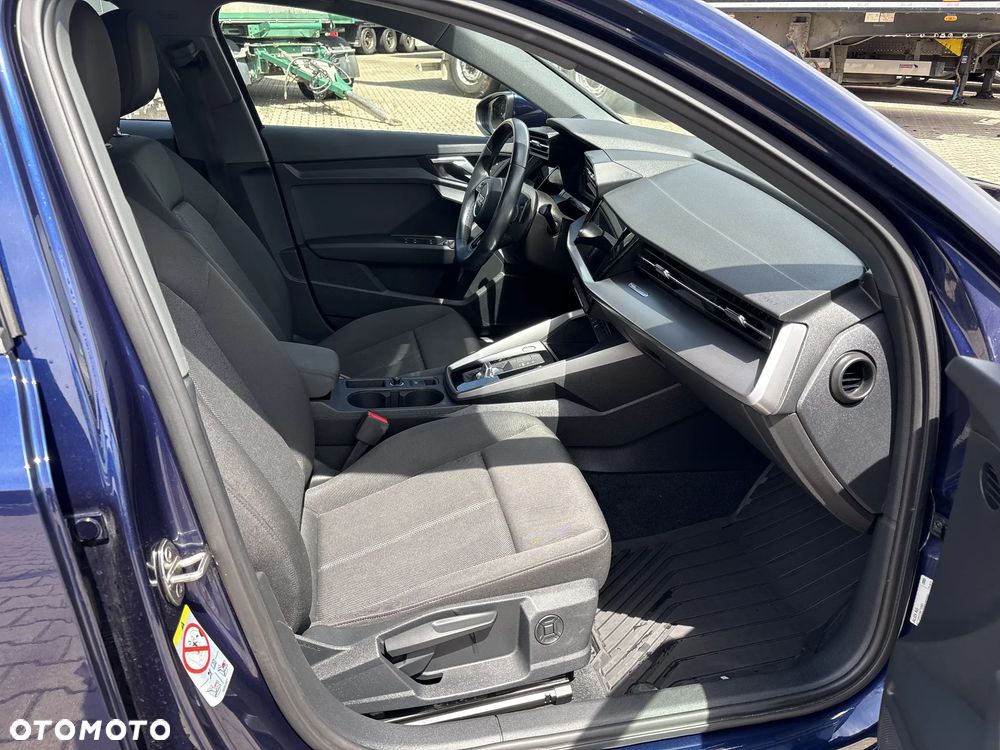 Audi A3 Sportback 30 TDI S tronic - 17
