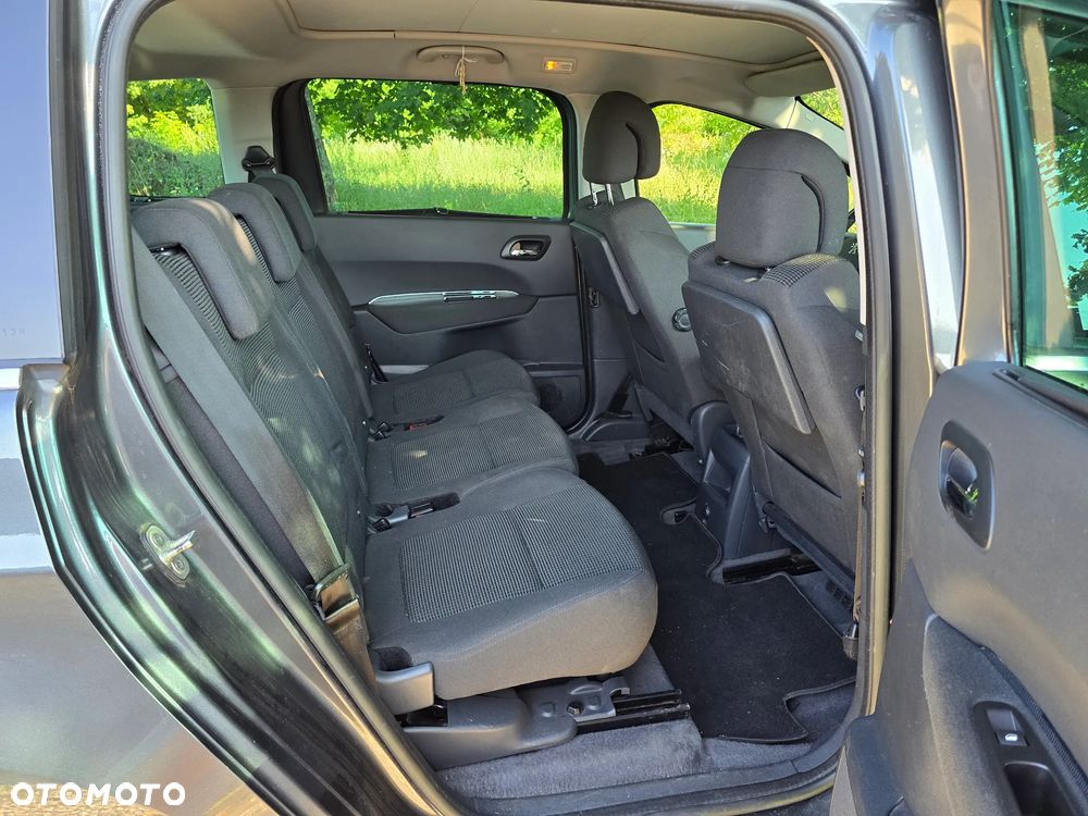 Peugeot 5008 1.6 HDi Style 7os - 14