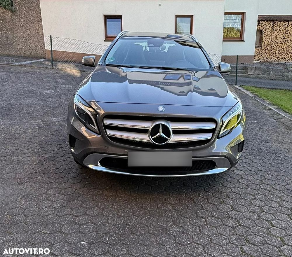 Mercedes-Benz GLA 200 7G-DCT Urban - 1