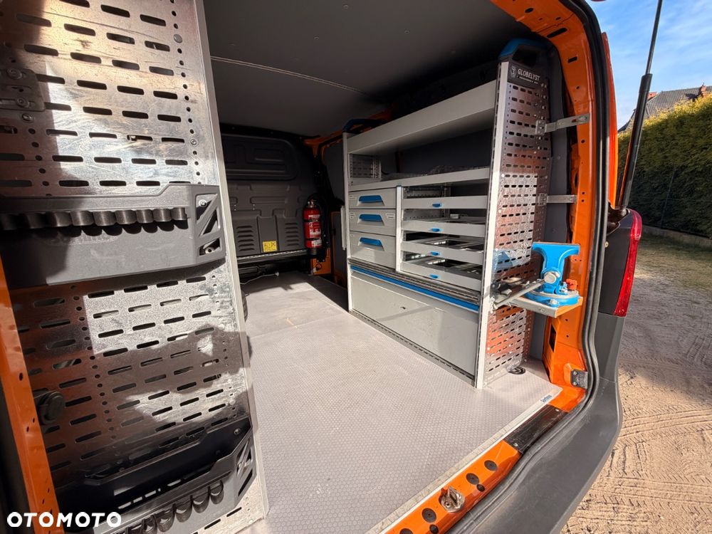 Mercedes-Benz Vito - 12