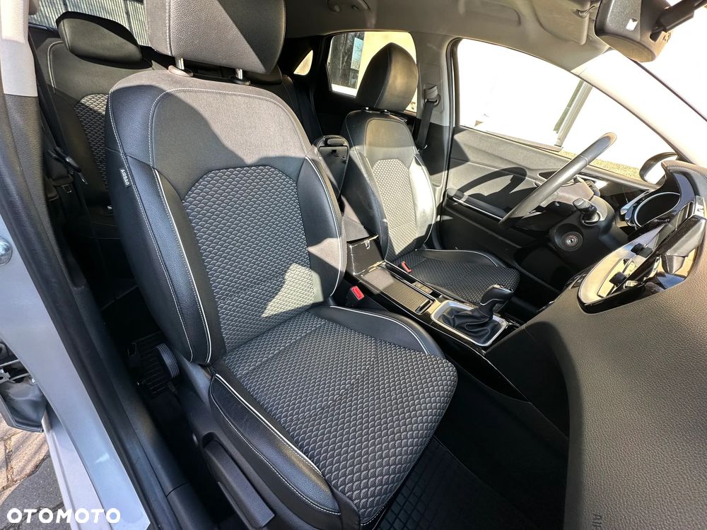 Kia Ceed 1.5 T-GDI L - 17