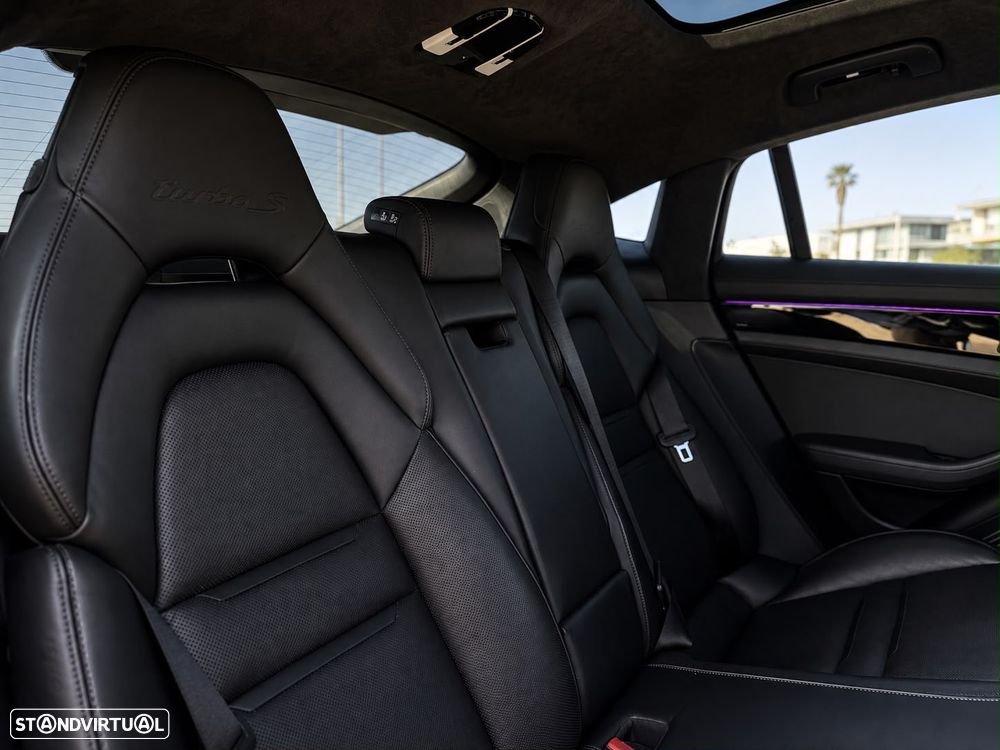 Porsche Panamera Turbo S - 9