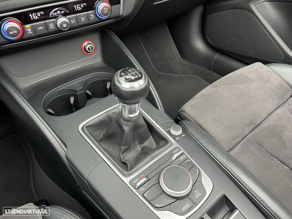 Audi A3 Cabrio 2.0 TDi S-line - 19