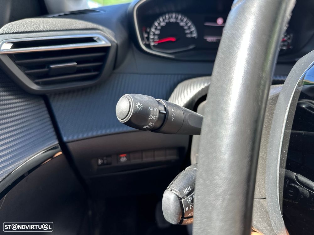 Peugeot 208 1.2 PureTech Active - 24