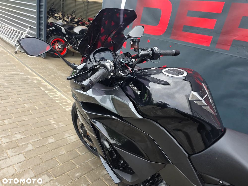 Kawasaki Ninja 1000 SX - 9
