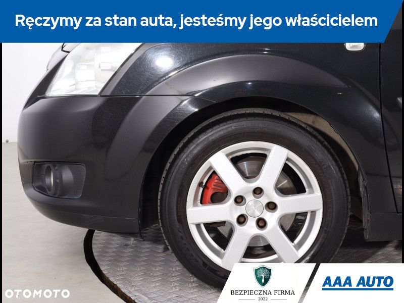 Toyota Corolla Verso - 16