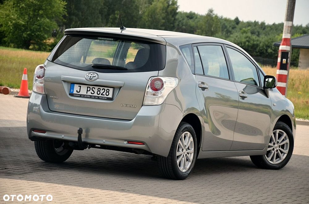 Toyota Verso - 10